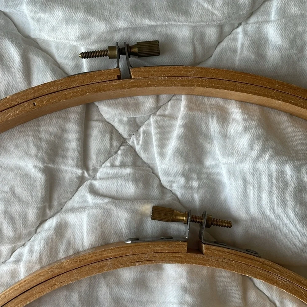 Wood circles for needle‎ point or cross stitch